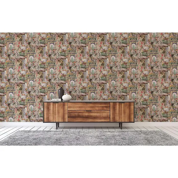 Tadessi Vliestapete M1-No.1698 - Orange, Sonstiges, 10,05 x 0,53 m - Braunes Sideboard aus Holz mit dunkler Platte und zwei Vasen, vor einer gemusterten Tapete.