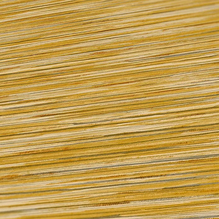 Tadessi Vliestapete M1-No.1370 - Gelb, Streifen, 10,05 x 0,53 m - Goldgelber und brauner strukturierter Webstoff mit diagonalen Streifen.