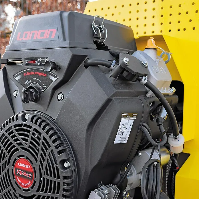 Bamato Benzin-Häcksler HACK-150PRO mit Einzugswalze - Max. Aststärke: 150 mm, 18 kW, Hubraum: 688 cm³