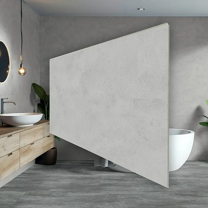 Revêt Wandpaneel SPC Wall - 600 x 300 mm, Grau - Badezimmer mit einer modernen Duschwand aus grauem Stein, die den Raum elegant abtrennt und gleichzeitig Privatsphäre bietet.