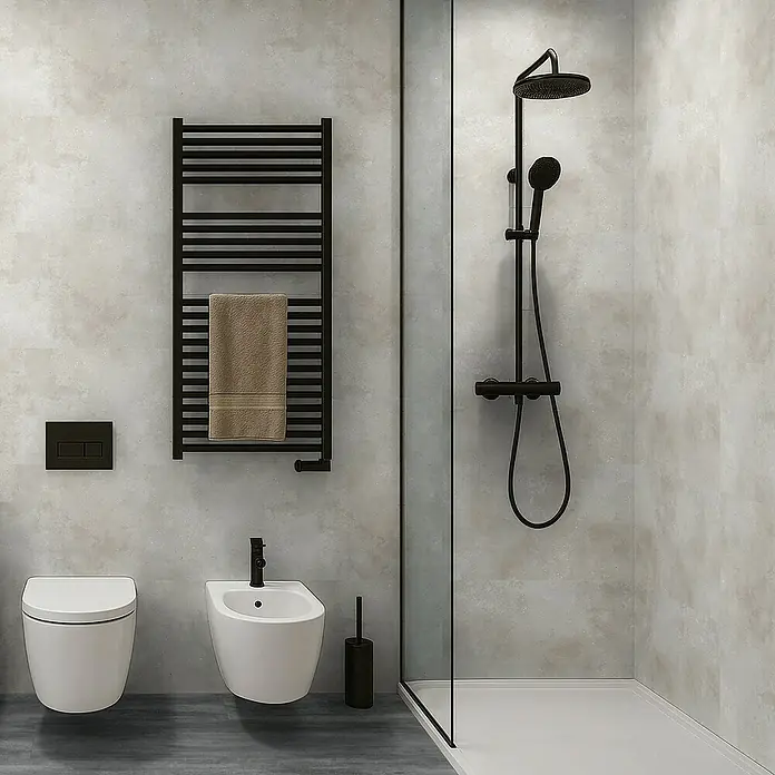 Revêt Wandpaneel SPC Wall - 600 x 300 mm, Beige - Modernes Badezimmer mit stilvoller Dusche und Handtuchwärmer. Die schwarze Armatur und der Heizkörper setzen elegante Akzente in dem Raum.