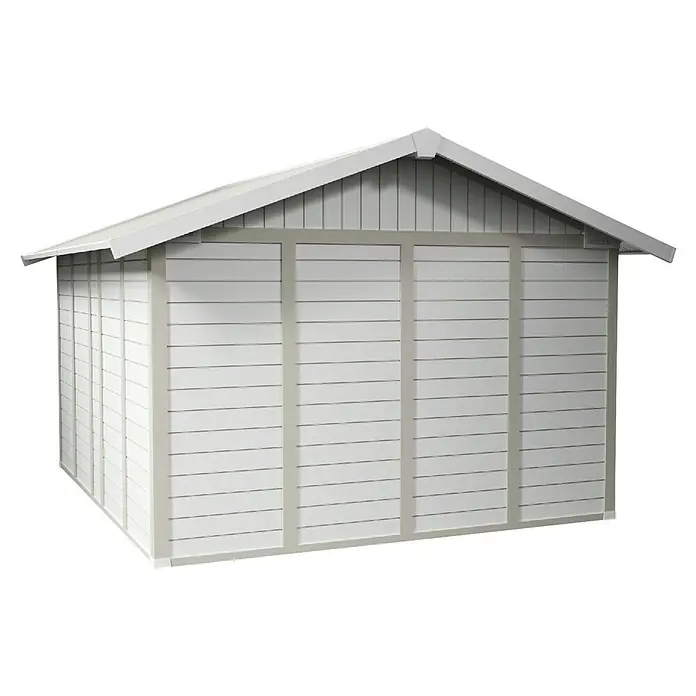 Grosfillex Caseta para jardín Deco - Medidas ext. (An x Pr): 315 x 357 cm, Plástico, Blanco/Gris verdoso, 11 m² - Imagen de un cobertizo de almacenamiento con paneles de madera blanca y un techo de color claro, perfecto para guardar herramientas de jardín y más.