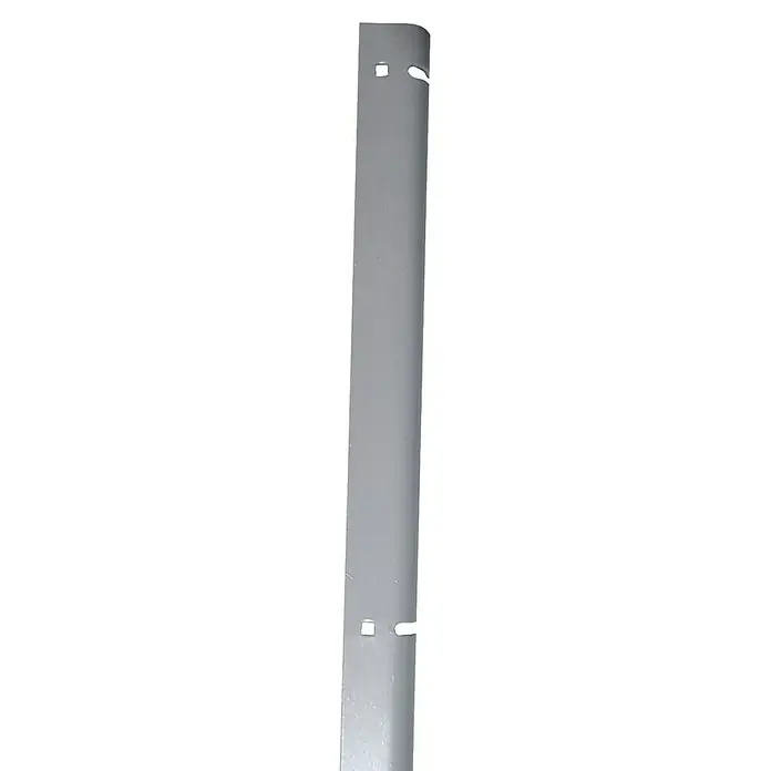 FA-Bausysteme Zaunabschlussleiste U-Profil - Stahl, 80 cm, Silber, Passend für: Doppelstabmattenzäune - Nahaufnahme einer stilvollen, silbernen Handtuchheizung, die modernes Design und Funktionalität vereint.\n