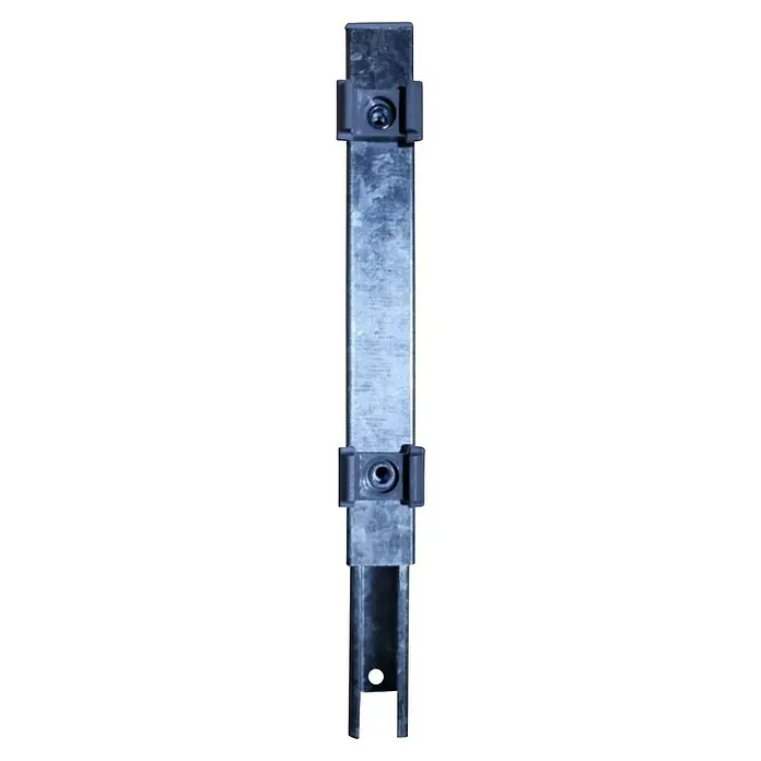 FA-Bausysteme Zaunpfosten Verlängerung - Höhe: 20 cm, Zink, Stahl, Passend für: Doppelstabmattenzaunpfosten - Ein silberner Metallschiene mit zwei Klemmen, die mit Schrauben befestigt sind, ideal für Befestigungen. Stabile Ausführung für zuverlässigen Halt.