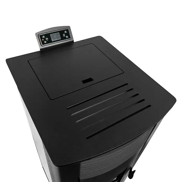 Estufa de pellets canalizable Gyda - 13,8 kW, Volumen de calefacción: 320 m³, Blanco - Vista detallada de una estufa de pellets con panel de control y ranuras de ventilación. Diseño elegante para un calor acogedor en el hogar.