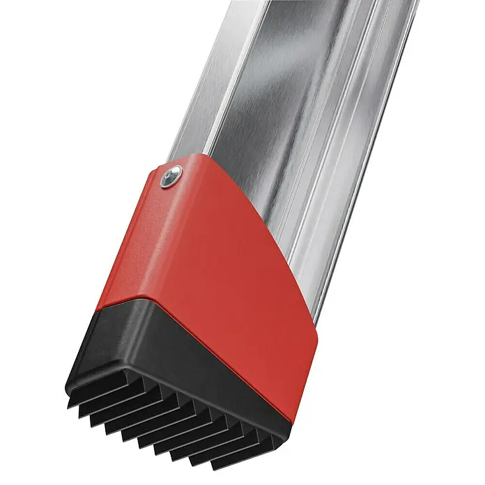 Hailo Mehrzweckleiter M80 4 x 3 - Anzahl Tritte: 12 Stk., Arbeitshöhe: 3,71 m, Belastbarkeit: 150 kg, Aluminium - Detailaufnahme eines robusten, rutschfesten Leiters mit roter und schwarzer Gummierung für sicheren Halt.