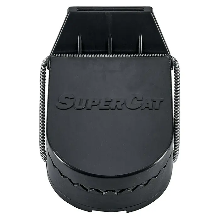 Swissinno Trampa para ratas Supercat grande - Trampa de resorte, Plástico - Primer plano de una trampa para ratones SuperCat negra, mostrando los resortes y el texto "SuperCat".