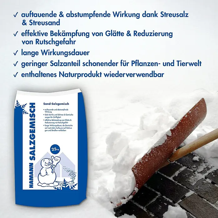 Hamann Mercatus Auftau- & Streusalz - Sandgemisch - 25 kg - Abbildung eines Sackes Hamann Sand-Salzgemisch, einem Auftausalz zur Glättebekämpfung, neben einer Schneeschaufel.