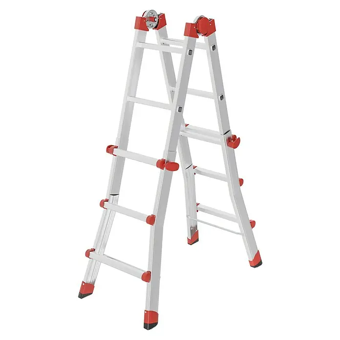 Hailo Mehrzweckleiter M80 4 x 3 - Anzahl Tritte: 12 Stk., Arbeitshöhe: 3,71 m, Belastbarkeit: 150 kg, Aluminium - Bild einer silbernen Mehrzweckleiter mit roten Akzenten. Die Leiter ist zusammengeklappt und steht vor einem schwarzen Hintergrund.
