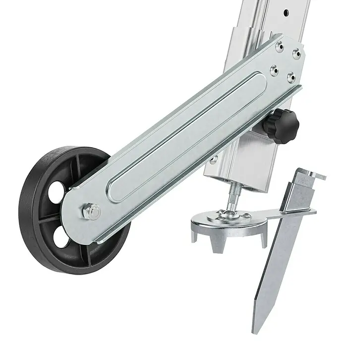 Hailo Arbeitsplattform LP Outdoor - Belastbarkeit: 300 kg, Aluminium - Nahaufnahme des Dachrinnenreinigungsrads, das die Reinigung der Dachrinne erleichtert. Es bietet hohe Stabilität und einfaches Reinigen.