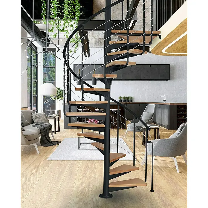 Atrium Spindeltreppe System - Farbton Metall: RAL 9005, Durchmesser: 150 cm, Buche, Geschosshöhe: 280 cm - 300 cm - Stilvolle Wendeltreppe mit Holzstufen und schwarzem Metallgeländer, die einen modernen Akzent in das helle Wohnzimmer setzt.