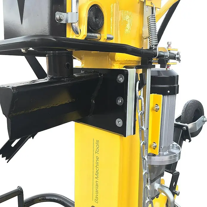 Bamato Holzspalter HO-30EPmit Elektro- und Zapfwellenantrieb - 5.500 W, 30.000 kg, Max. Spaltgutlänge: 110 cm