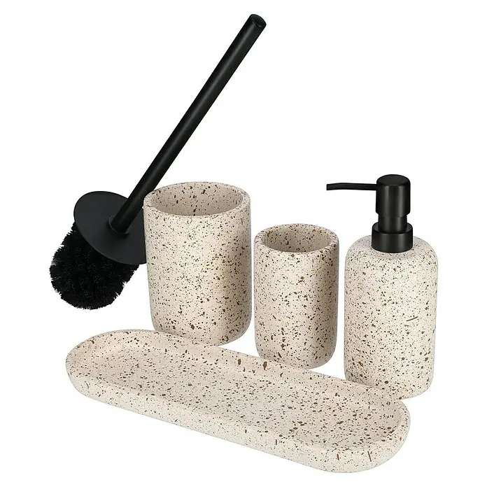 Camargue Seifenspender Stone Terrazzo - 7,5 x 7,5 x 18 cm, Polyresin, Beige/Braun - Ein stilvolles Badezimmerset in Beige mit Terrazzo-Muster, bestehend aus Seifenspender, Becher, Schale und WC-Bürste. Perfekt für jedes moderne Badezimmer.