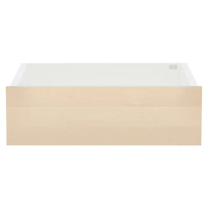 Elfa Décor+ by Elfa Schubladenfront - L x B x H: 1,5 x 60,4 x 18,4 cm, Braun - Nahaufnahme einer hellen Holzschublade mit weißem Innenraum, die eine schlichte, funktionale Ästhetik und Stauraumlösung bietet.
