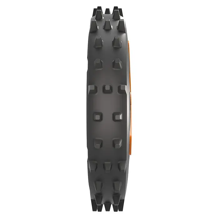 Worx Mähroboter-Geländereifen WA0966 - Passend für: Vision Cloud L-Modelle, 2 Stk. - Nahaufnahme eines Reifens mit aggressiven Stollen für optimalen Grip, ideal für Offroad-Abenteuer.