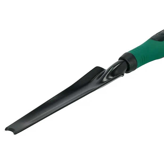 Gardol Hand-Unkrautstecher - Arbeitsbreite: 30 mm, Kurzstiel - Nahaufnahme eines Pflanzspatens mit grünem Griff und scharfer Klinge. Ideal für Gartenarbeiten und zum Einpflanzen von Blumen.