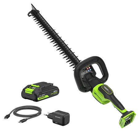 Greenworks Akku-Heckenschere GW 24V BL 56 cm Abgebildet ist eine Akku-Heckenschere mit Akku und Ladegerät der Marke Greenworks, die für den mühelosen Gartenschnitt sorgt.