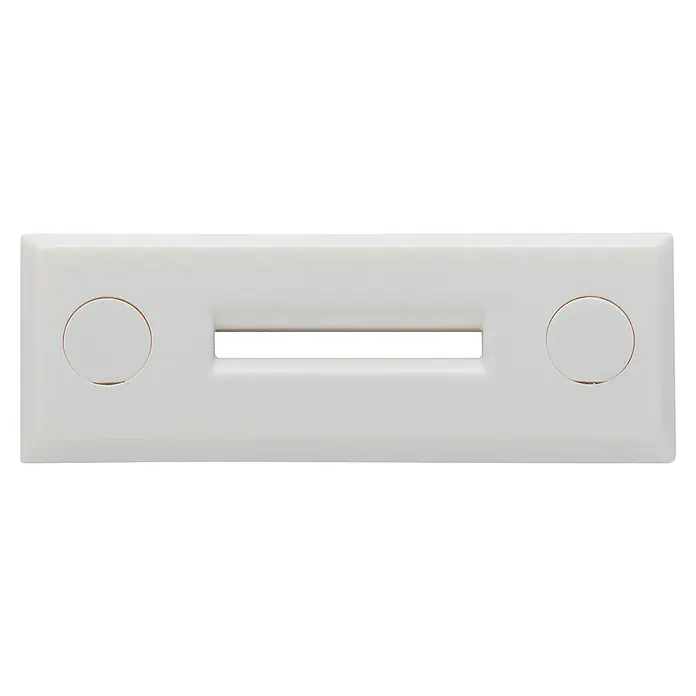 Schellenberg Gurtführung Standard Mini & Maxi - 7 x 65 x 17 mm, Geeignet für: Rollladen-Maxi/Mini-Systeme, Weiß - Eine weiße Wand mit zwei runden Öffnungen und einem rechteckigen Schlitz in der Mitte. Elegantes Design für moderne Innenräume.