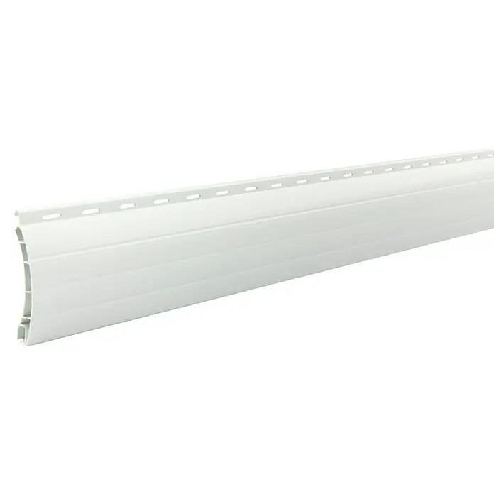 Schellenberg Rollladenprofil Maxi - L x H: 120 x 5,2 cm, Geeignet für: Rollladen-Maxi-Systeme, Weiß - Nahaufnahme eines weißen Kunststoff-Rollladens. Die sauberen Linien und das robuste Material des Rollladens sind deutlich zu sehen.