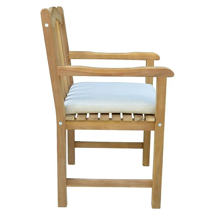 Prestige Home Living Outdoor Gartensessel - Akazie, Braun, B x T x H: 57 x 58 x 89 cm - Ein Teakholzstuhl mit Armlehnen und einem hellen Sitzkissen, ideal für den Garten oder die Terrasse. Der Stuhl ist robust und wetterfest.