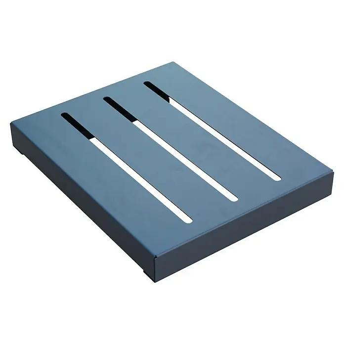 Palatino Sitzauflage Point - L x B: 50 x 40 cm, Anthrazit - Draufsicht auf einen grauen Metallbehälter mit vier Schlitzen zur Belüftung, ideal für elektronische Geräte oder als Ablage.