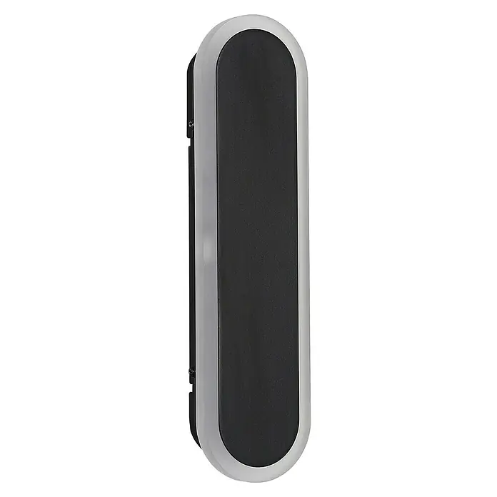 Searchlight LED-Außenwandleuchte Bordo - 6 W, 8 x 8 x 30 cm, IP65 - Eine längliche, graue Wandleuchte mit abgerundeten Kanten und einer schwarzen, rechteckigen Fläche in der Mitte. Elegantes Design für Innen- und Außenbereiche.