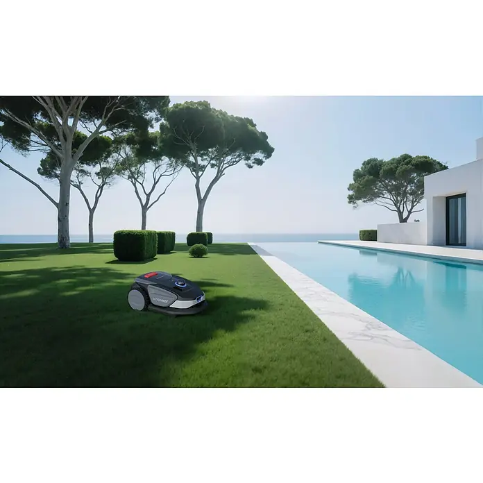 Sunseeker Mähroboter S4 - 1.000 m², Schnittbreite: 18 cm, Laser-gestützte Navigation, LiDAR - Ein Sunseeker-Mähroboter steht auf einem grünen Rasen mit Bäumen und einem Pool im Hintergrund.