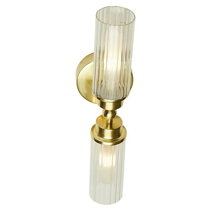 Searchlight Wandleuchte Imperial - 7 W, L x B x H: 37 x 14 x 10 cm, Messing, G9 - Eine stilvolle goldene Wandleuchte mit zwei zylindrischen Lampenschirmen aus geriffeltem Glas, die ein warmes, diffuses Licht verbreitet.