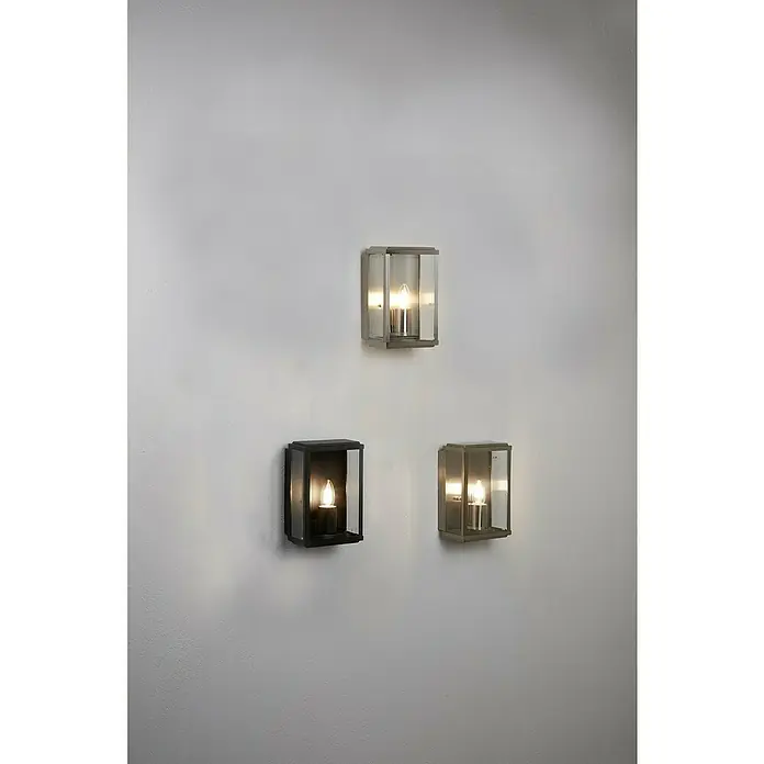 Searchlight LED-Außenwandleuchte Box - 60 W, 16 x 16 x 25 cm, Schwarz, IP44 - Drei quadratische Wandleuchten in verschiedenen Farben, die ein warmes, einladendes Licht in den Raum werfen und eine elegante Atmosphäre schaffen.