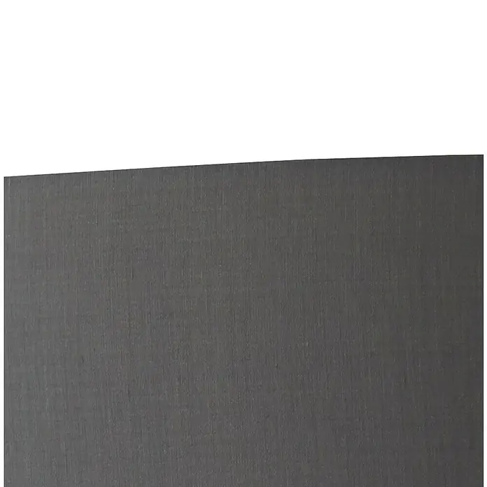 Searchlight Tischleuchte Artisan - 60 W, L x B x H: 40 x 20 x 61 cm, Chrom, Grau, E27 - Nahaufnahme einer strukturierten, grauen Oberfläche, die die Textur und das Material hervorhebt.