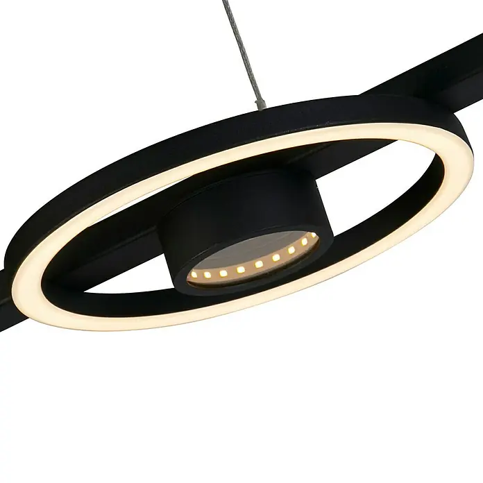 Searchlight LED-Pendelleuchte Space - 35 W, L x B x H: 120 x 20 x 5,5 cm, Schwarz, Warmweiß - Nahaufnahme einer modernen, runden LED-Pendelleuchte mit schwarzem Gehäuse und warmweißem Licht, ideal für stilvolle Innenräume.