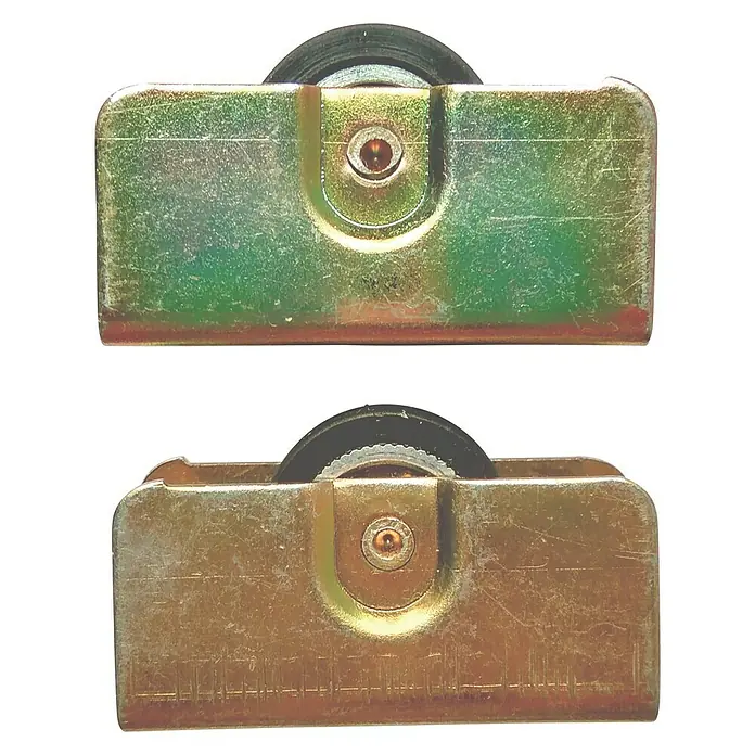 Cojinete de bolas metal 3-M - Diámetro: 20 mm, Ancho: 12,2 mm - Primer plano de dos rodillos metálicos para puertas con rueda negra, ideales para un movimiento suave y duradero.