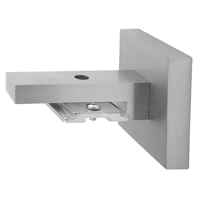 Expo Ambiente Wandträger Rail 3 - Aluminium, Silber - Nahaufnahme einer quadratischen, gebürsteten Stahlhalterung für eine Glasplatte mit einem Bolzen und einer Schraube.