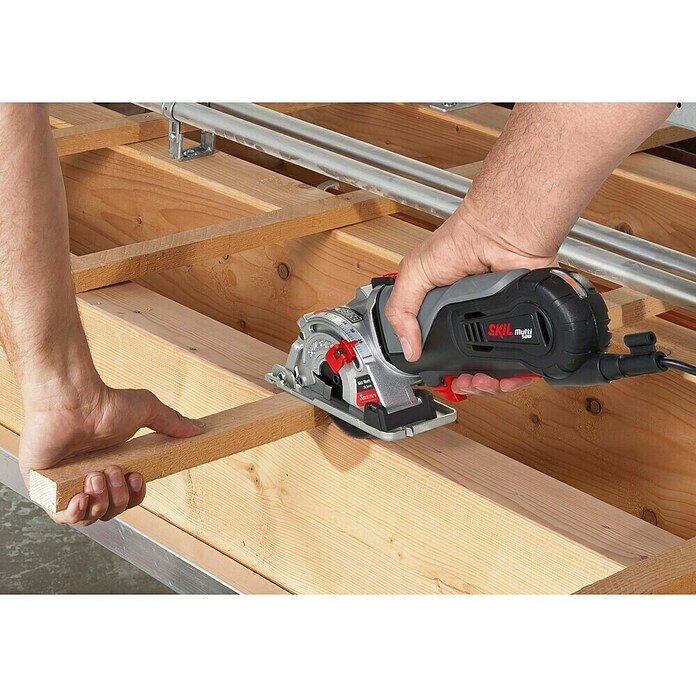 Skil Mini-Handkreissäge 5330 AA (600 W, 6.000 U/min)
