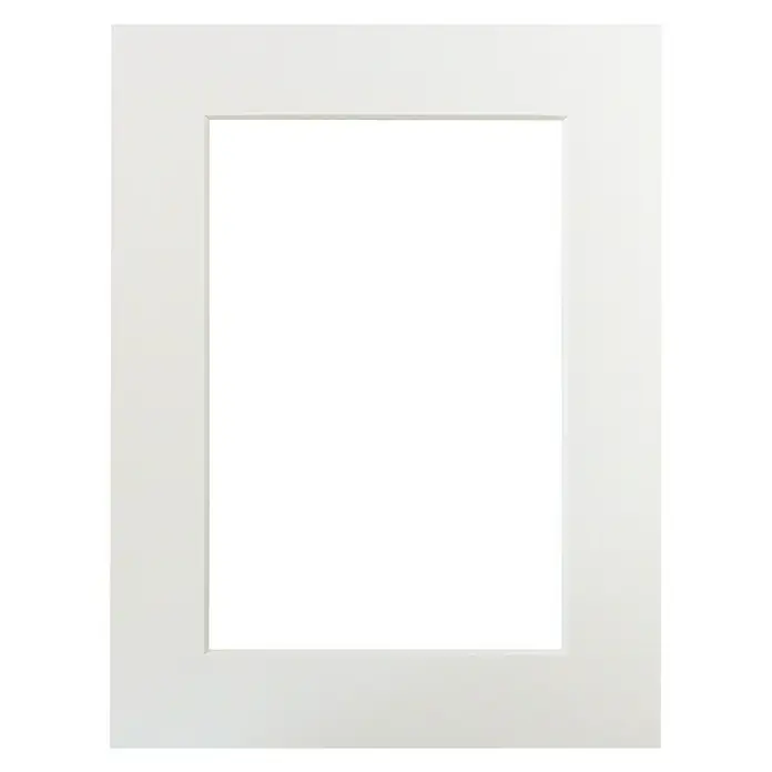 Nielsen Passepartout MSK Natur - Creme, 30 x 40 cm, Bildformat: 20 x 30 cm - Nahaufnahme einer weißen Bilderrahmenpassepartout, ideal zum Einrahmen und Präsentieren von Fotos und Kunstwerken.