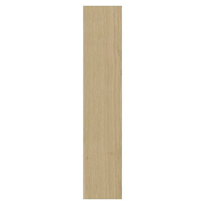 Parador Vinylboden Trendtime 3 - Eiche Regent beige, Fischgrät, 730 x 146 x 5 mm - Dieses Bild zeigt eine einzelne Holzplanke mit einer hellbraunen Farbe und deutlichen Holzmaserungen, die für Bodenbeläge geeignet ist.