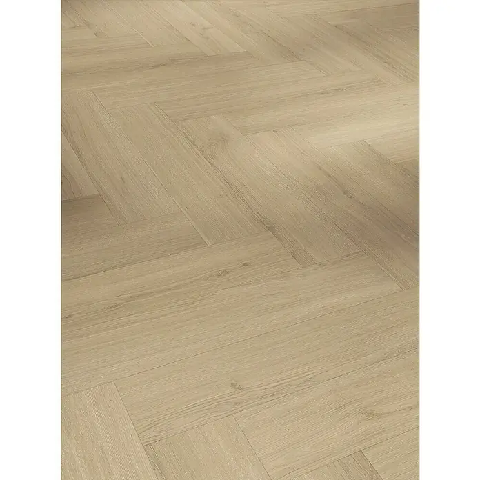 Parador Vinylboden Trendtime 3 - Eiche Regent beige, Fischgrät, 730 x 146 x 5 mm - Hellbeige Holzboden im Fischgrätenmuster verlegt. Das hochwertige Parkett verleiht dem Raum eine warme und einladende Atmosphäre.
