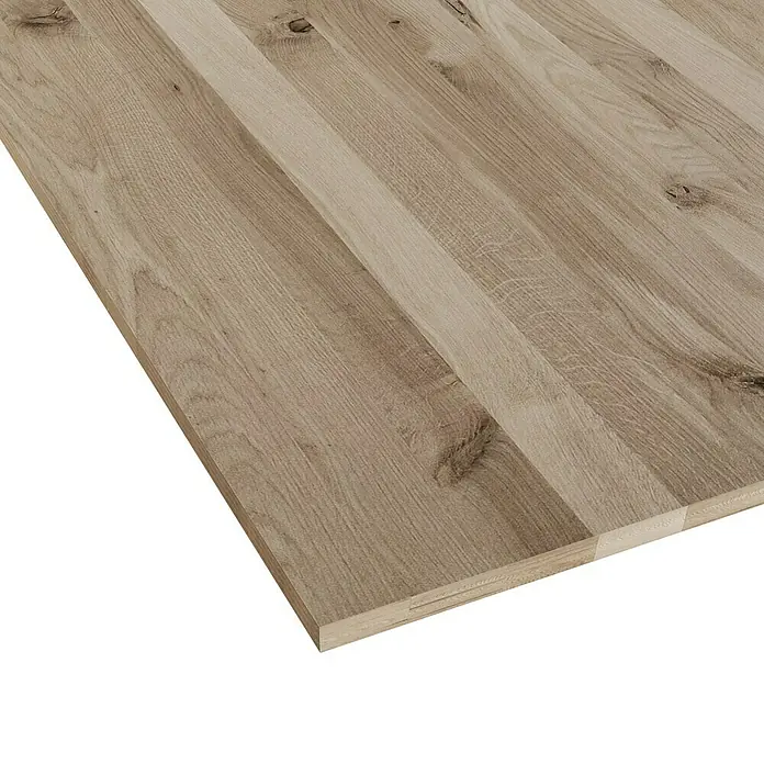 Leimholzplatte Wildeiche - Eiche, Qualitätsstufe Leimholzplatte: B/C, 1.800 x 1.210 x 19 mm - Nahaufnahme einer hellen Arbeitsplatte aus Holz, die die natürliche Maserung und die Oberfläche betont. Perfekt für moderne Küchendesigns.