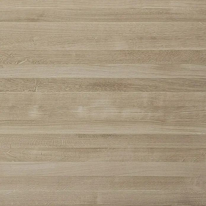 Leimholzplatte - Eiche, Qualitätsstufe Leimholzplatte: A/B, 900 x 1.210 x 26 mm - Nahaufnahme einer hellbraunen Holzstruktur mit sichtbaren Maserungen und horizontaler Ausrichtung, ideal für Hintergründe.