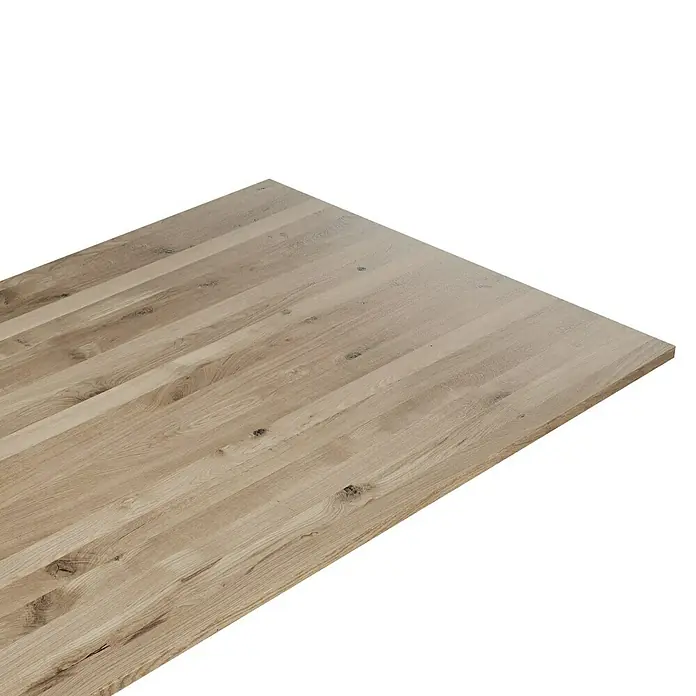 Leimholzplatte Wildeiche - Eiche, Qualitätsstufe Leimholzplatte: B/C, 2.400 x 1.210 x 26 mm - Nahaufnahme einer hellen Holzplatte mit Maserung und Ästen, ideal für Möbelbau oder Innenausstattung.