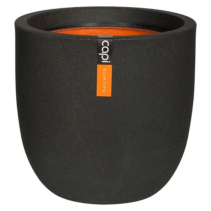 Capi Europe Urban Pflanztopf Smooth - Außenmaß (Ø x H): 34 x 35 cm, Schwarz, Kunststoff - Schwarzer Blumentopf von Capi Europe mit rauer Textur, ideal für den Innen- und Außenbereich. Das schlichte Design fügt sich nahtlos in jede Umgebung ein.