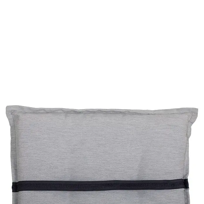 beo Gartenmöbel-Auflage Taipeh - Niederlehner, 2 Stk., L x B x H: 98 x 46 x 8 cm, Polyester, Grau - Graues Kissen mit dunklem Band. Das Kissen hat eine leichte Textur und eine schlichte Naht am Rand, ideal für Sitzgelegenheiten im Freien.