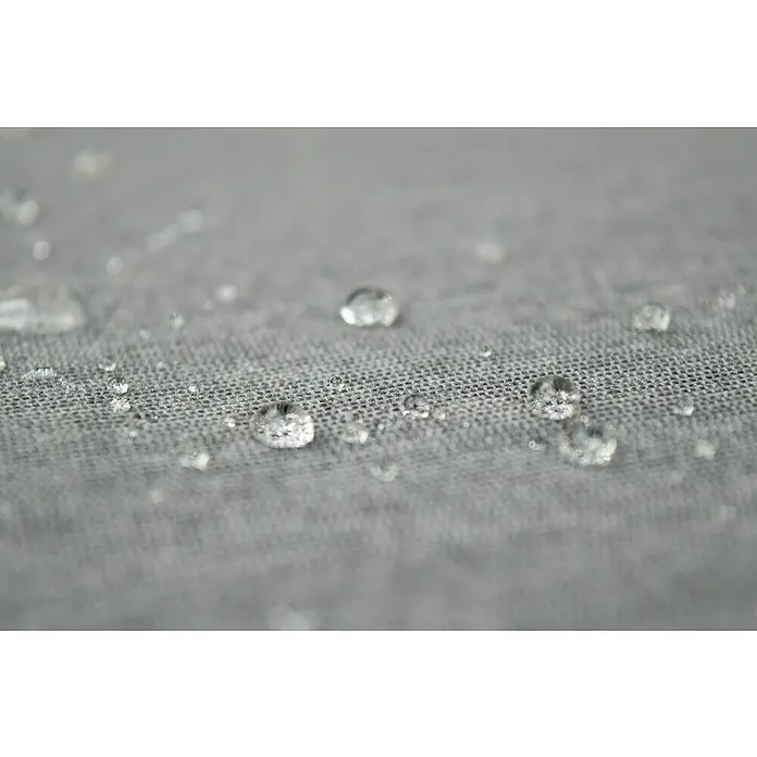 beo Gartenmöbel-Auflage Tanana - Niederlehner, 6 Stk., L x B x H: 98 x 46 x 8 cm, Baumwolle, Polyester, Grau - Nahaufnahme von Wassertropfen auf wasserabweisendem Stoff, der die Imprägnierung und Qualität des Materials hervorhebt.