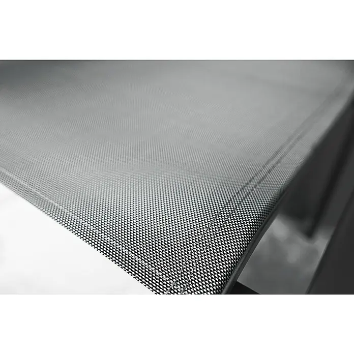 Acamp Stapelsessel Vegas - 4 Stk., Aluminium, Textil, Stapelbar, Anthrazit, B x T x H: 67 x 58 x 88 cm - Nahaufnahme einer grauen, engmaschigen Markise mit sauberer Naht, die für Schatten und Privatsphäre im Aussenbereich sorgt.