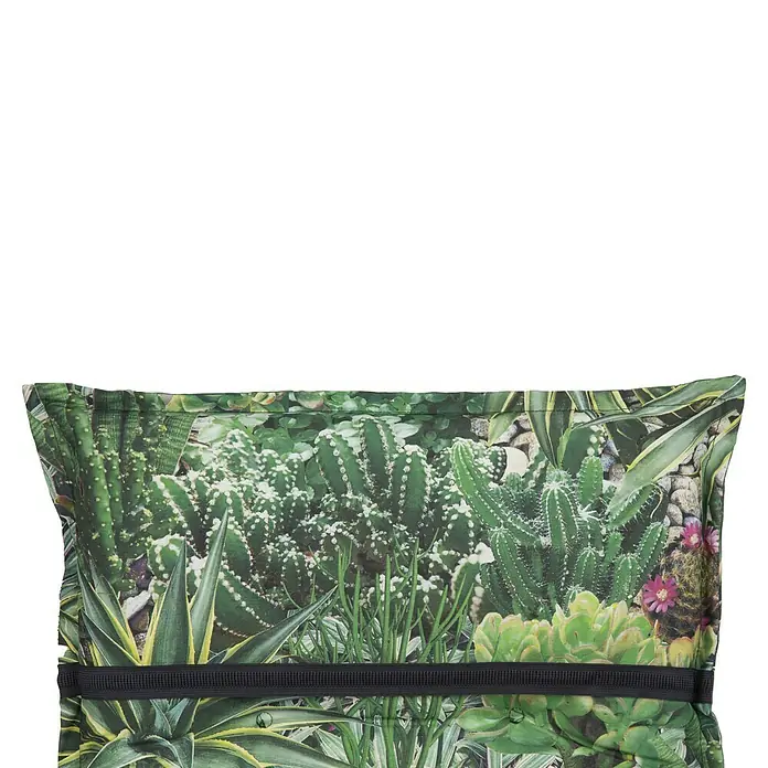 beo Gartenmöbel-Auflage Tegernsee - Niederlehner, 2 Stk., L x B x H: 98 x 46 x 8 cm, Baumwolle, Polyester, Grün - Eine grüne Tragetasche mit Kakteenmuster. Ideal für Einkäufe oder als modisches Accessoire, das Naturverbundenheit ausstrahlt.