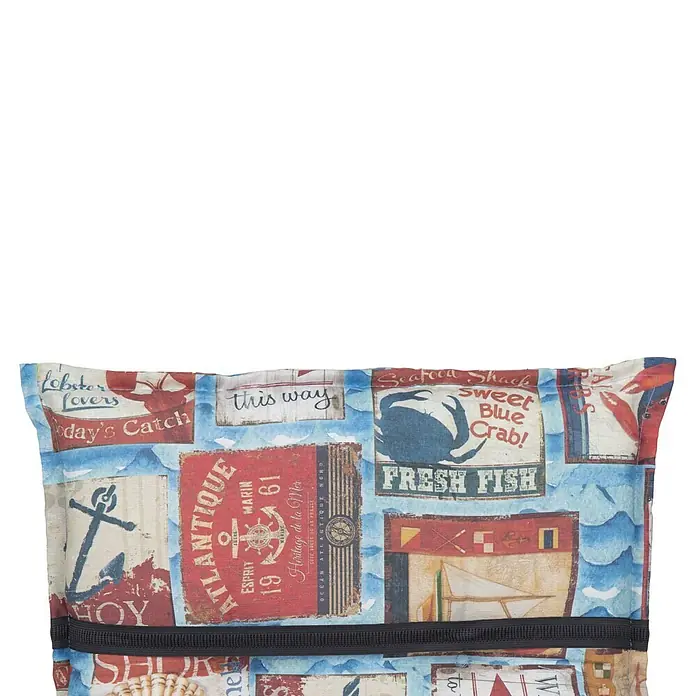 beo Gartenmöbel-Auflage Togo - Hochlehner, 6 Stk., L x B x H: 118 x 46 x 8 cm, Baumwolle, Polyester, Schaumvlies, Rot/Blau - Eine nautische Strandtasche mit blauem Ozeanmotiv und aufgedruckten Logos von Krabben, Hummern und "frischem Fisch".