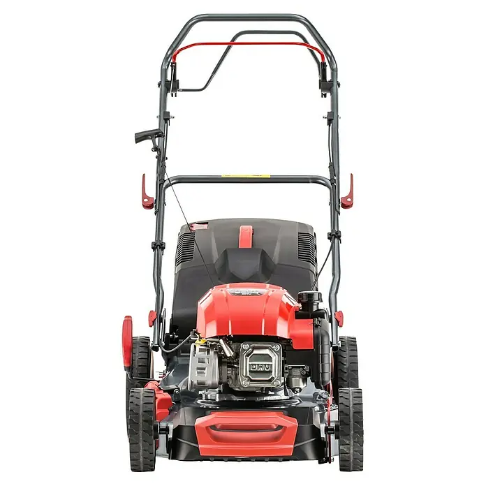 AL-KO Benzin-Rasenmäher Easy 4.66 SP-D - 2,4 kW, 149 cm³, Schnittbreite: 46 cm - Frontansicht eines Rasenmähers mit rotem Motor und schwarzem Gehäuse, geeignet für Gartenarbeiten und Rasenpflege.