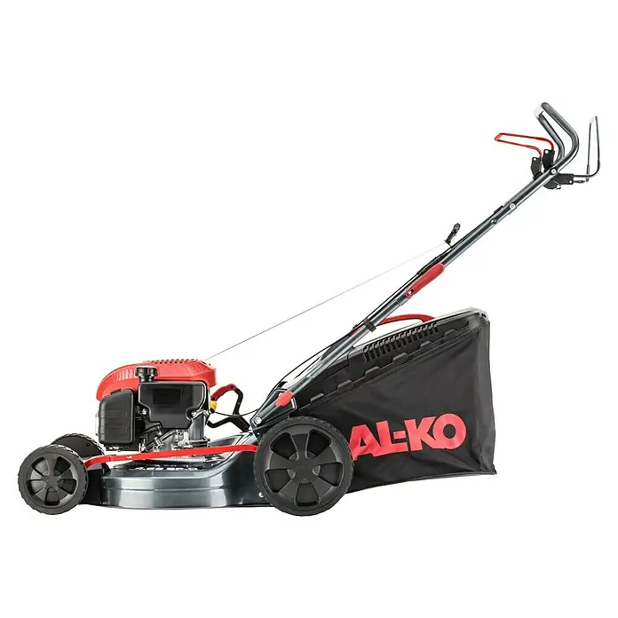 AL-KO Benzin-Rasenmäher Easy 4.66 SP-D - 2,4 kW, 149 cm³, Schnittbreite: 46 cm - Ein Rasenmäher der Marke AL-KO, ideal für den heimischen Garten. Er präsentiert sich in Rot und Schwarz mit praktischem Fangkorb.