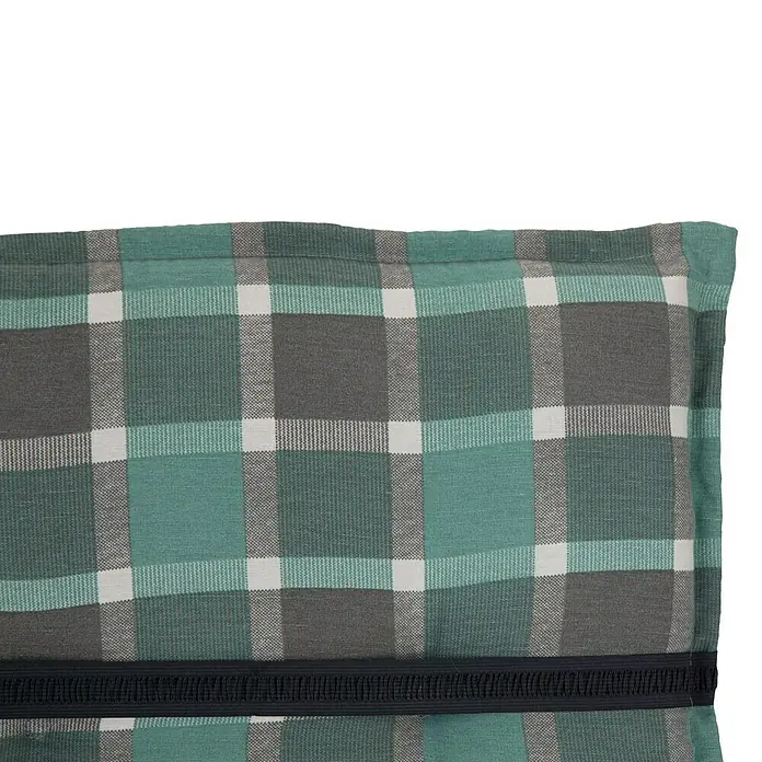 beo Gartenmöbel-Auflage Büsum - Hochlehner, 6 Stk., L x B x H: 118 x 50 x 6 cm, Baumwolle, Polyester, Grün/Grau - Nahaufnahme eines grün-grau karierten Tischsets mit dunklem Fransenbesatz, das eine rustikale und elegante Note für den Tisch bietet.
