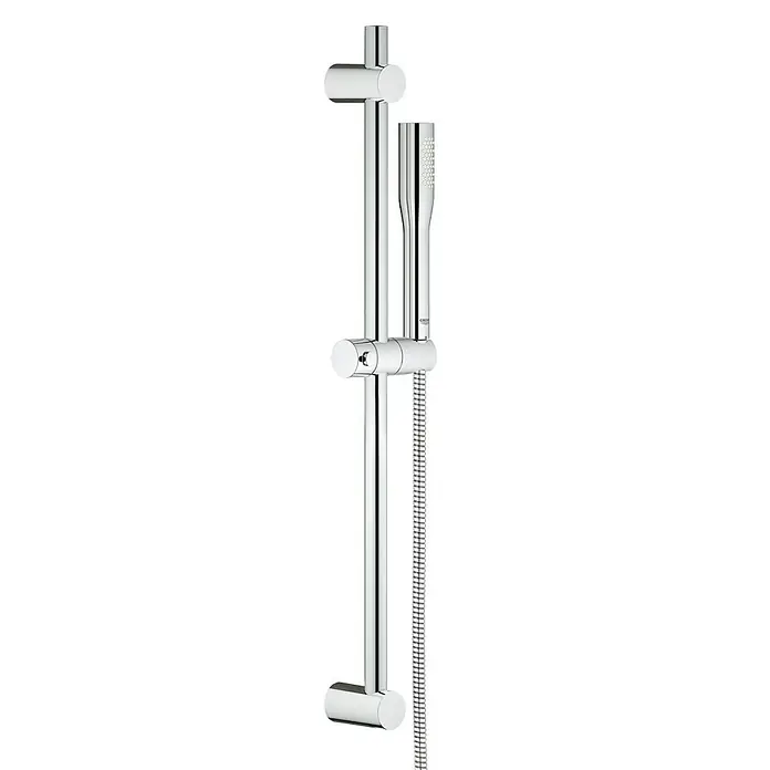 Grohe Handbrause Vitalio Get - Anzahl Funktionen: 1 Stk., Chrom - Die Abbildung zeigt eine verchromte Grohe Duschstange mit Handbrause und Brauseschlauch vor einem weißen Hintergrund.